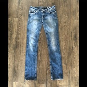 MISS ME embellished lightly distressed jeans